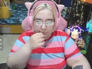 softie-sofy from CamSoda is Freechat