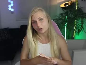 crystal_blond from Chaturbate is Freechat