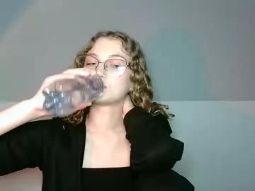 lily_tayberry from Chaturbate is Freechat
