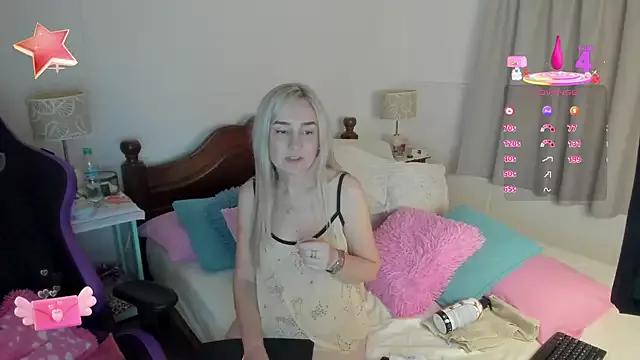 1Sweetnina from StripChat is Freechat