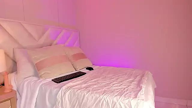 _mariana_a from StripChat is Freechat