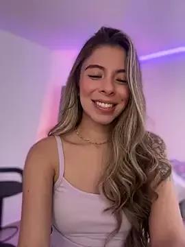 AmmyCollinsW on StripChat 