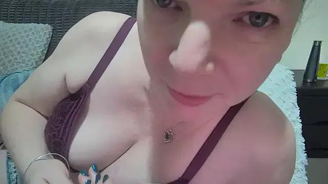 AussieGabrielle from StripChat is Freechat