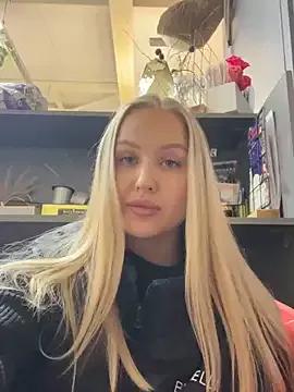 CandyVice from StripChat is Freechat