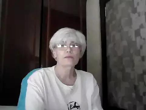 Catty_Lady from StripChat is Freechat