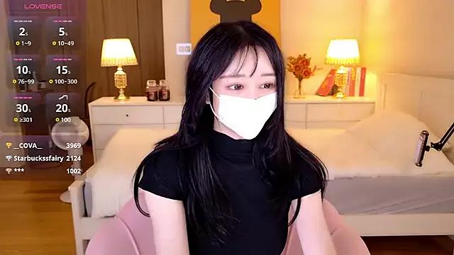 hotseah from StripChat is Freechat