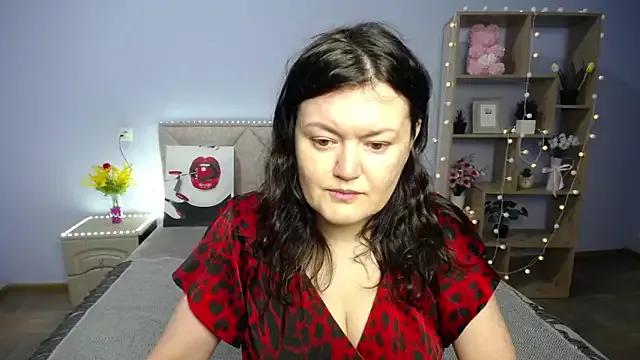 LolaHikls from StripChat is Freechat