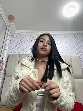Luna-Smitt from StripChat is Freechat