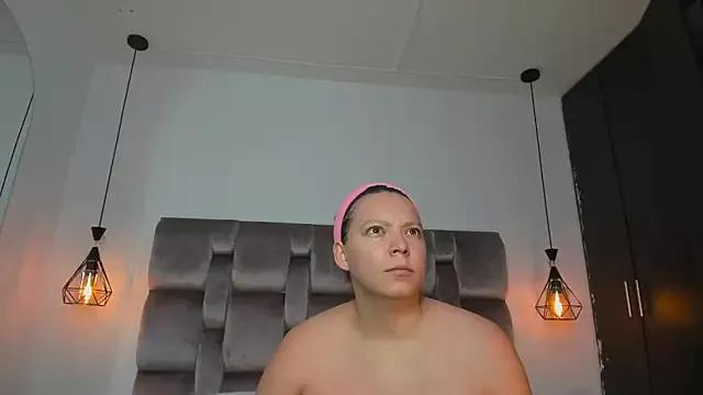 MaiteMarsshall from StripChat is Freechat