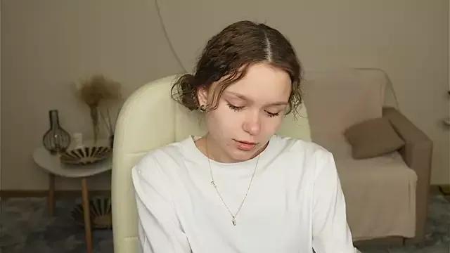 MerylAmber from StripChat is Freechat