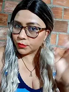 North-American-Mom from StripChat is Freechat