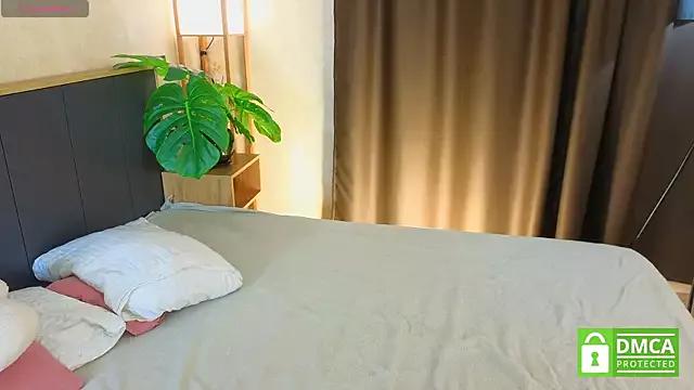 risky_kiss from StripChat is Freechat