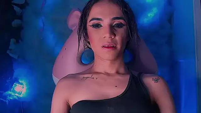 SHANTALL_SOPHIA from StripChat is Freechat