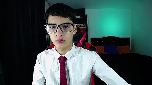stivenbankss from StripChat is Freechat