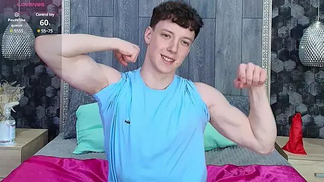 TylerHanry from StripChat is Freechat