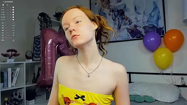 ZaraBluitt from StripChat is Freechat