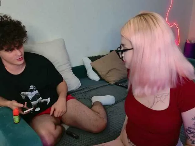 alice18james on BongaCams