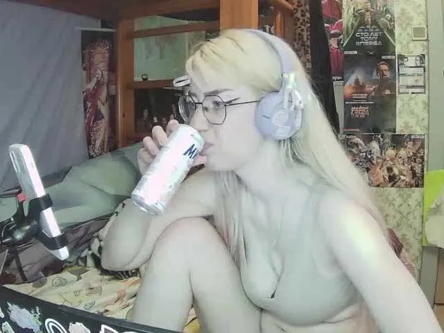 anadewitt on BongaCams 
