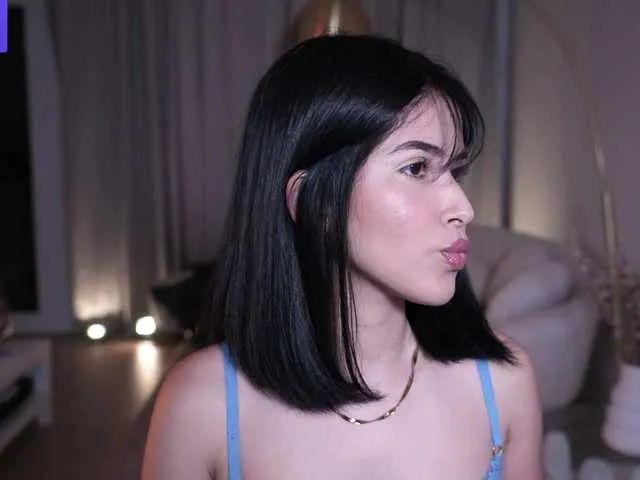 AnnieHill on BongaCams 