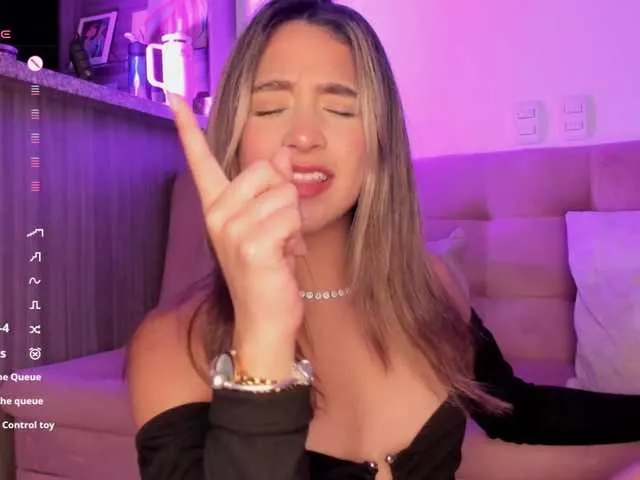 Arianna-Duque on BongaCams 