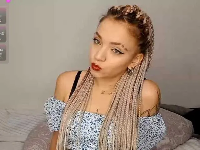 EleanorBaker on BongaCams 