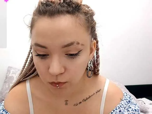 EleanorBaker — Freechat on BongaCams