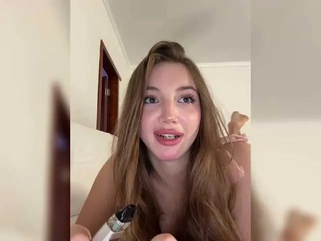 Evelonelfi on BongaCams