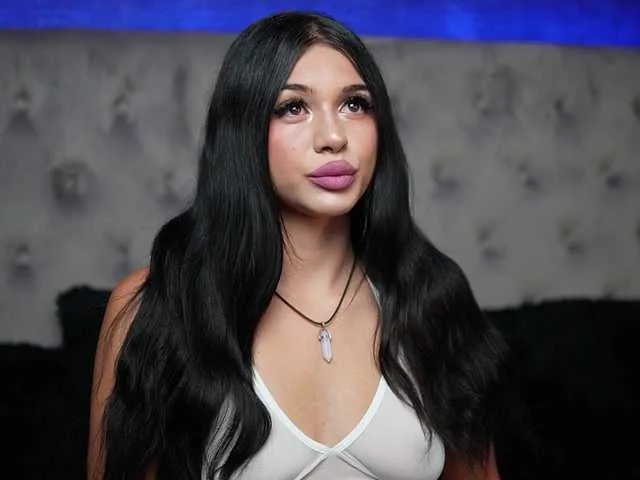 GiuliaSya — Freechat on BongaCams