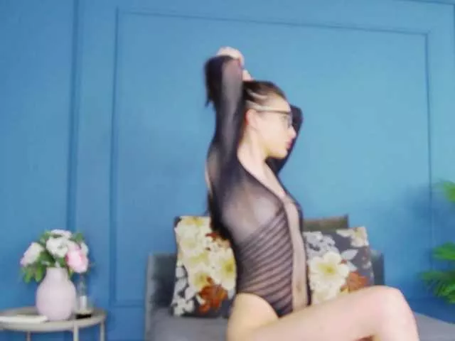 KimmDaviss on BongaCams 