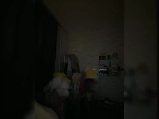 L0lly-D0lly on BongaCams 