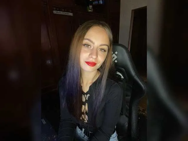 Lelele001 on BongaCams