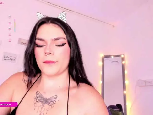 LiaTomson on BongaCams