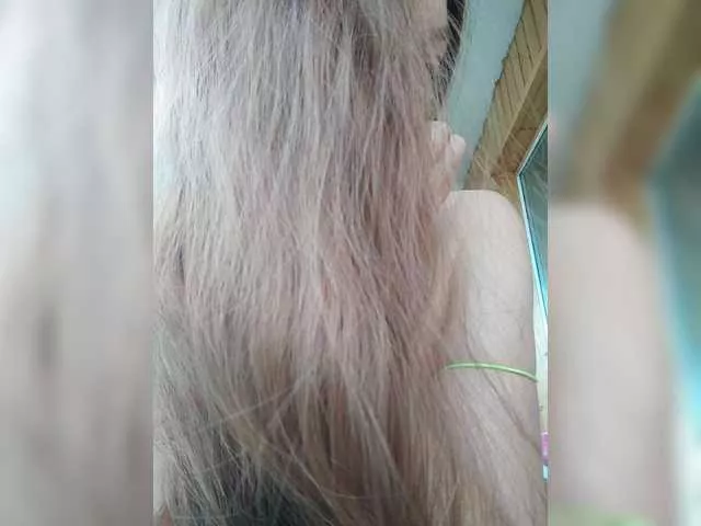 LolaTorr on BongaCams 