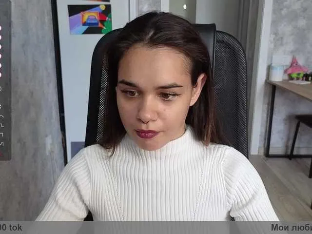 LollyMille on BongaCams 