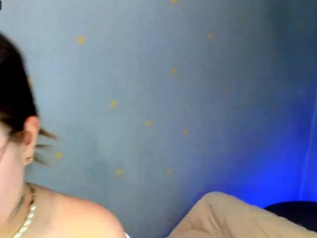 MelMooon on BongaCams 