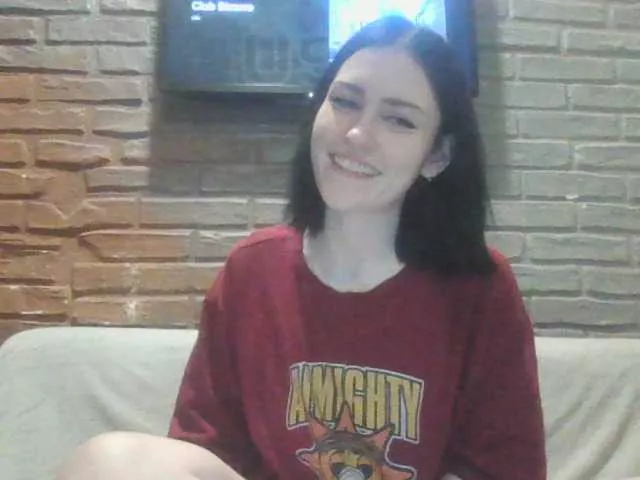 Moonlitmiragea on BongaCams 