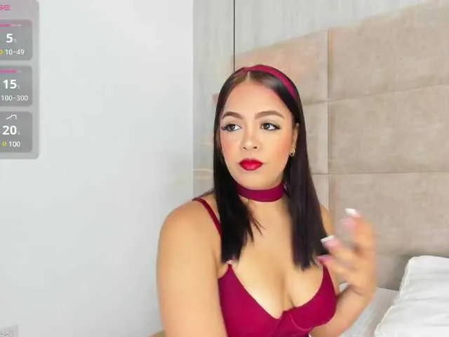 NikkSantini on BongaCams 