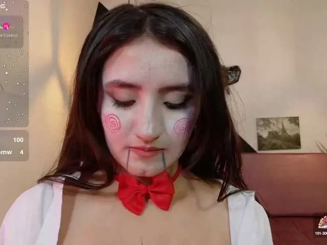 Perla-Teen — I have been told that we should never kneel before anyone, but it is a great lie, if you want to give pleasure, to do it on knees is a great option