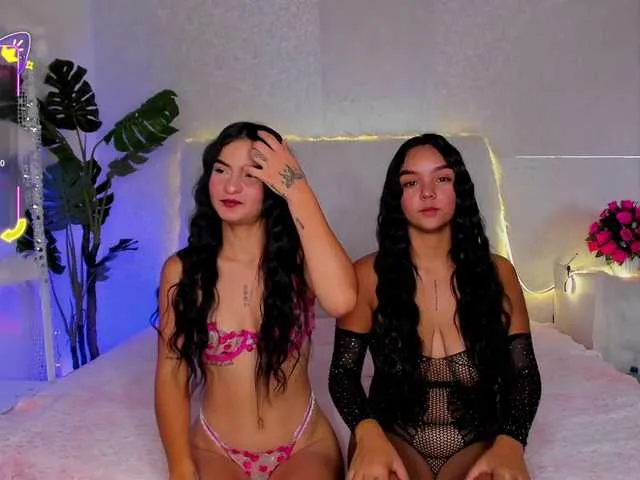 Playwithus71 —  Irresistible Duo:
...