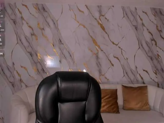 RossieRhoades on BongaCams 