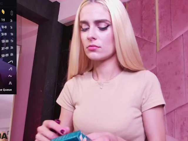 SelenaDaze on BongaCams 