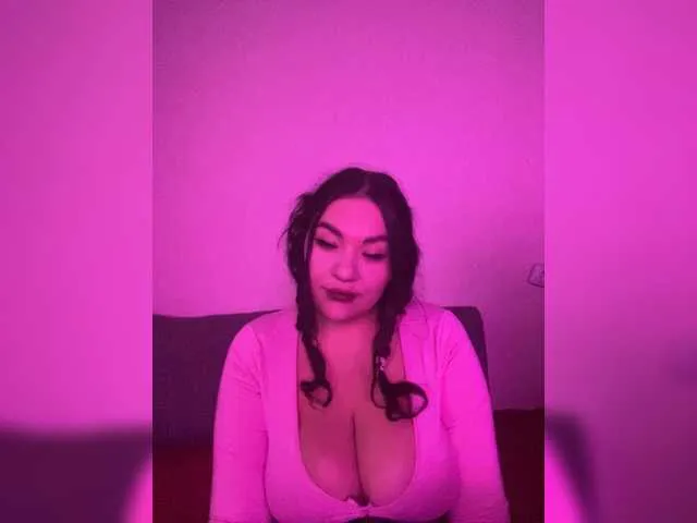 SkyGlow on BongaCams