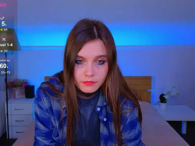 SusieMorris — I love passionate conversations where every word drips with desire. Roleplay is my passion --- I can become anyone you want, just to give you maximum pleasure. And I know exactly how to make you lose your mind with pleasure