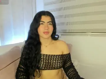 1m_emily — HELLO EMI   [20 tokens left] Emi room #hairy #hairypussy #Bigpussylips #latina  #smalltits