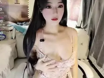 _iuiu_ on Chaturbate