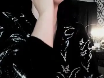 adeelinee on Chaturbate 