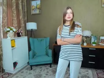 afterrr_tremble — play with my hair sensually! #18 #teen #new #young #shy [15 tokens remaining]