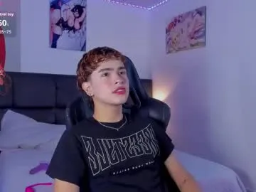 aiiden_15 — CUM SHOW #femboy #18 #lovense #young #gay [1000 tokens remaining]