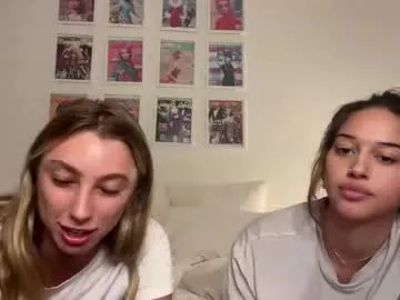 alexxkelsey — hand bra ! first day #new #18 #young #innocent [356 tokens remaining]