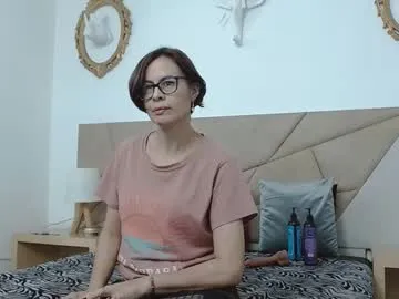 amanda_ramirez — #latina #mature #smalltits #ass #bigass